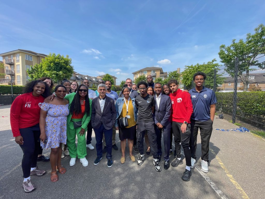 The Team! I am Brent is a VRU (Mayor of London) funded project that aims to address violence in the borough. The delivery partners include The Step Up Hub, Sport at the Heart, Connect Stars, Hilltop Circle, PLIAS Resettlement and United Borders. The photo above features the Mayor of London Sadiq Khan, MP for Brent Dawn Butler, Brent Council staff and representatives from the I Am Brent delivery Partners.